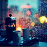 雨の日のカフェが好き❤今日は久しぶりに店頭に🐻🎶　次に立つときにはマッチョかもしれない。